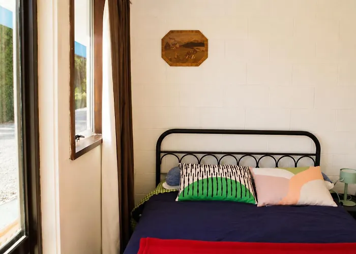 Sundale Ata Motel *