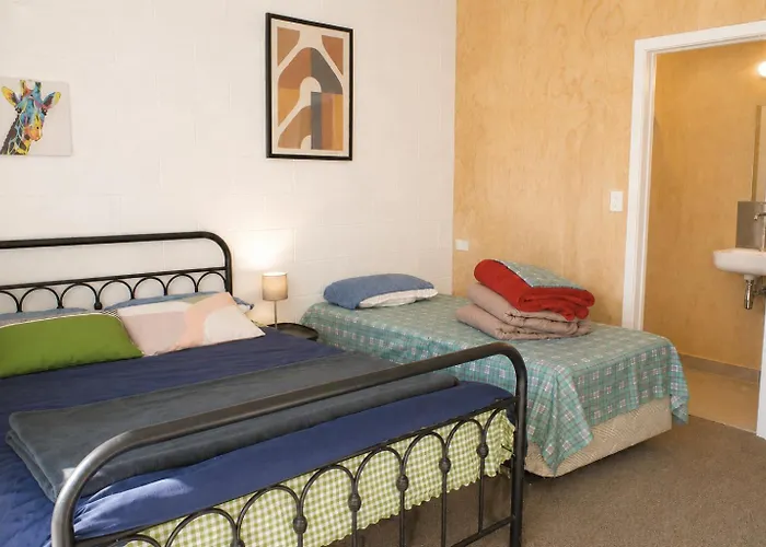 Motel Sundale Ata *